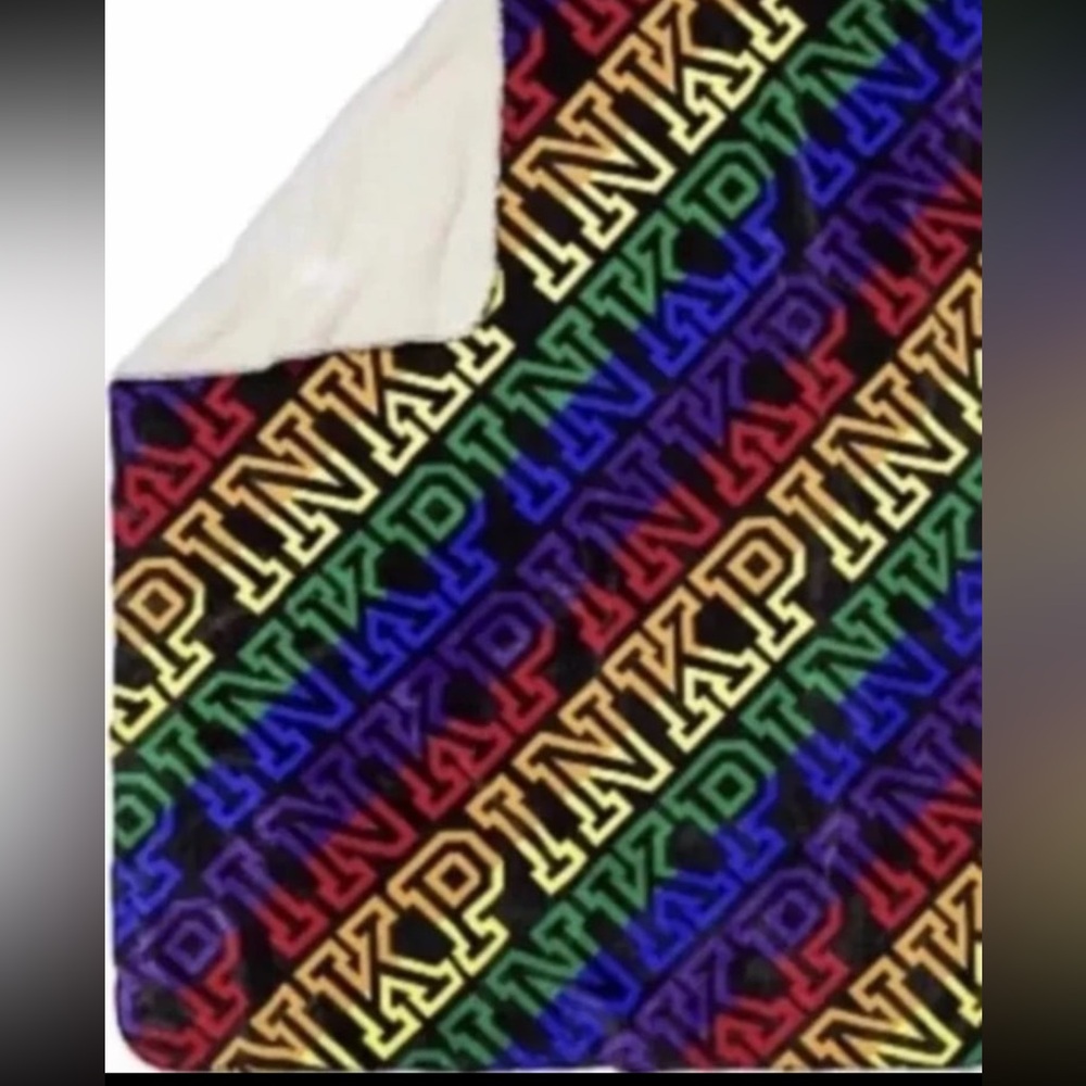 Victoria’s Secret pink rainbow pride sherpa blanket HTF RARE NEW IN PACKAGE